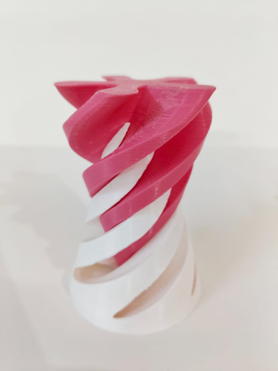 3D Printed Spiral Fidget Toy – Smooth Stress Relief Desk Toy for Kids