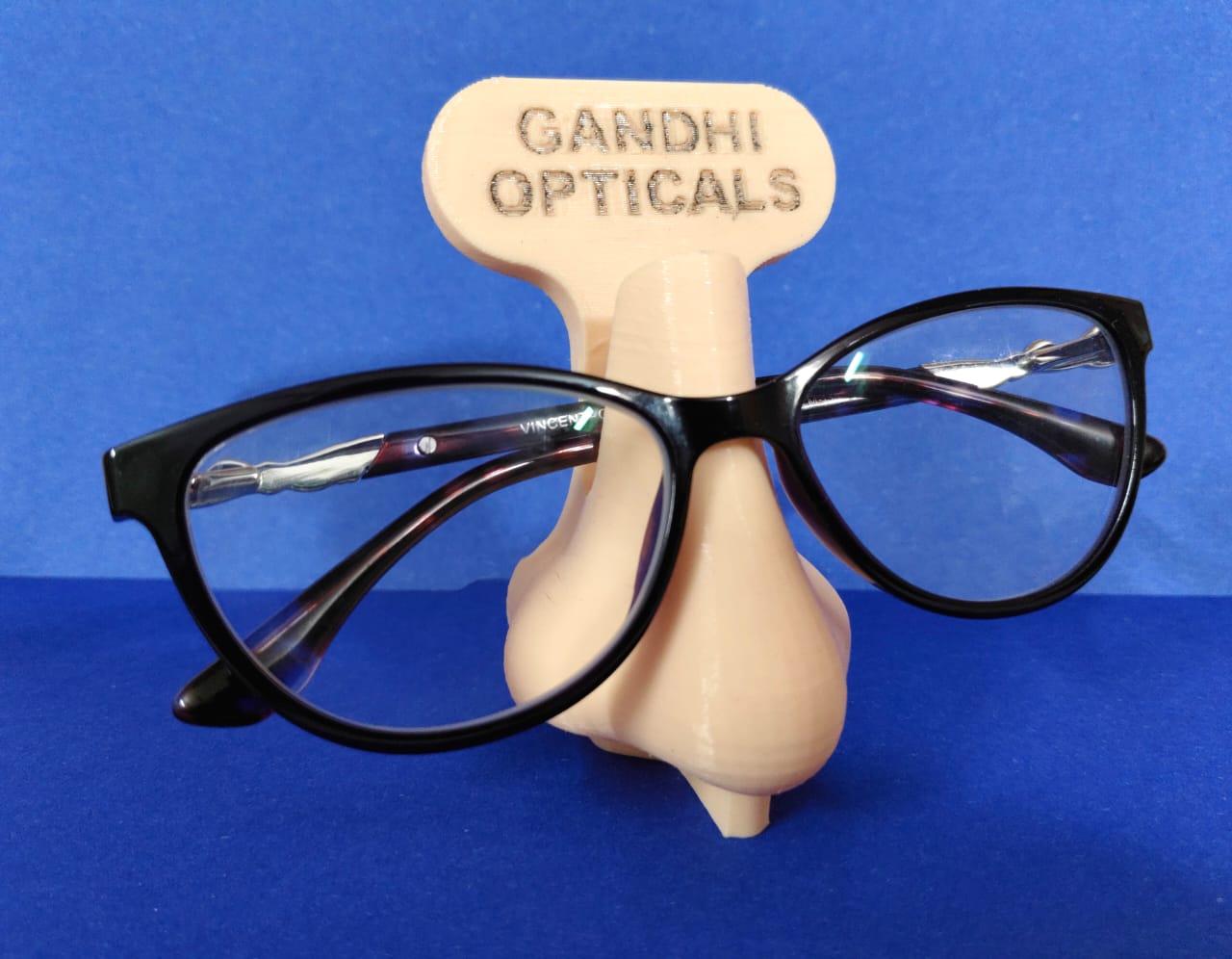 Custom 3D Printed Spectacle Stand – Personalized With Your Name