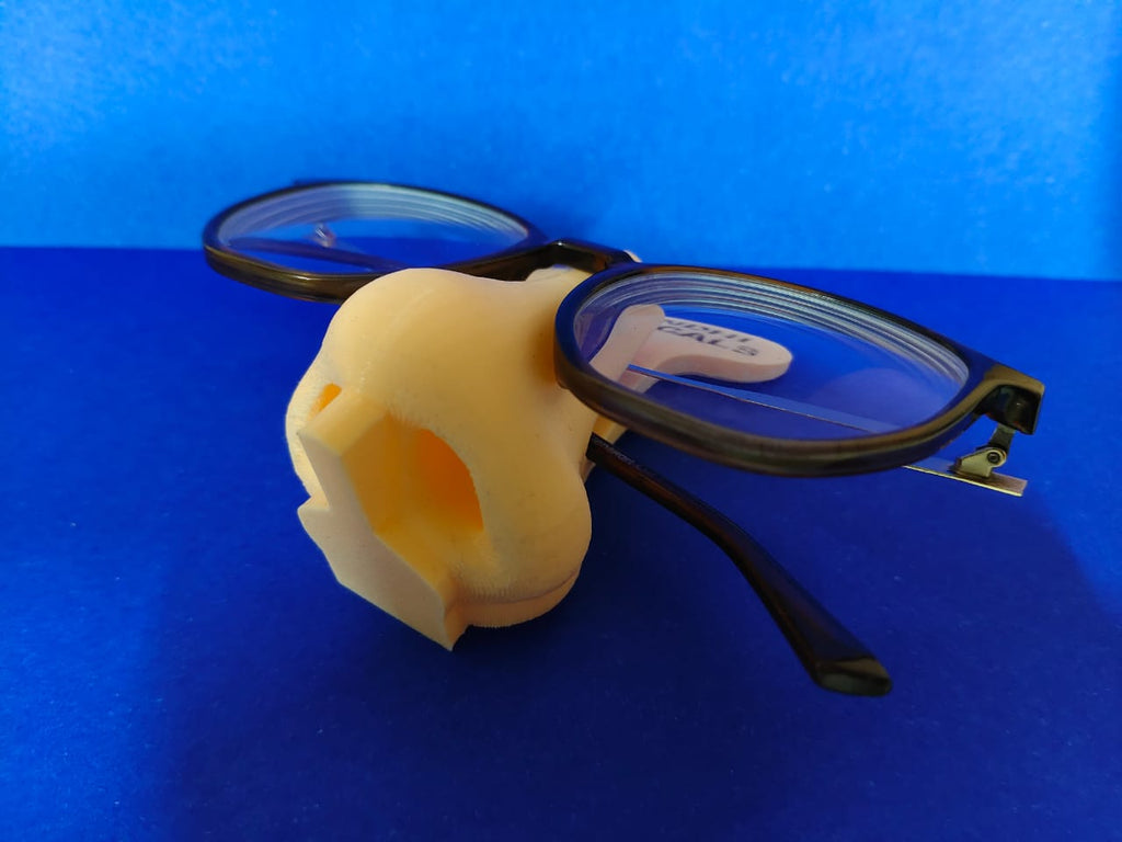 Custom 3D Printed Spectacle Stand – Personalized With Your Name